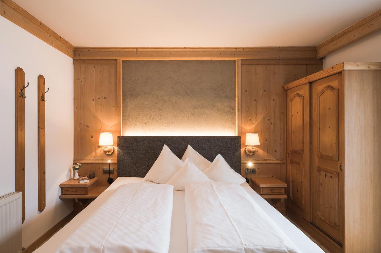 Hotel Alpenhof Tirolo Eksteriør billede