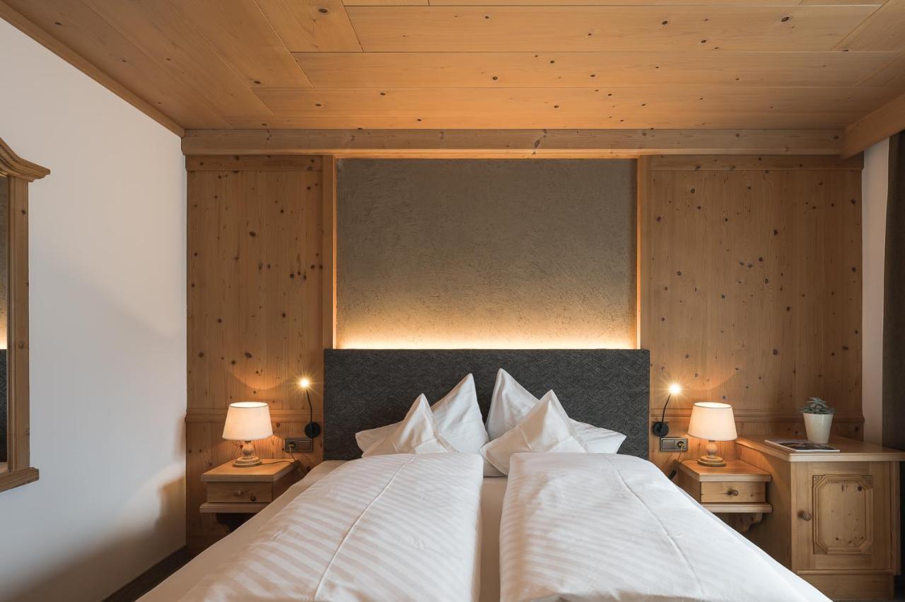 Hotel Alpenhof Tirolo Eksteriør billede