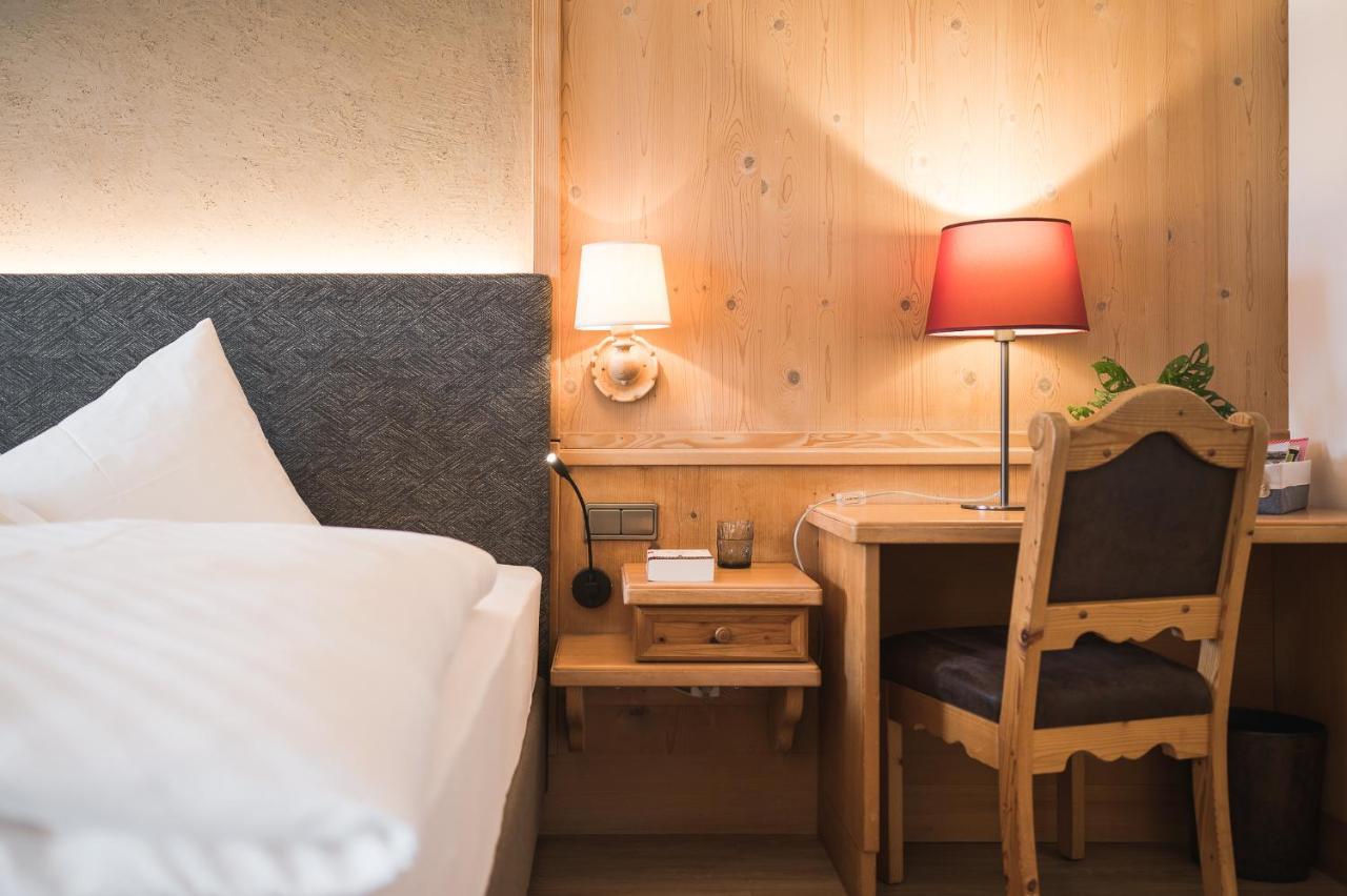 Hotel Alpenhof Tirolo Eksteriør billede