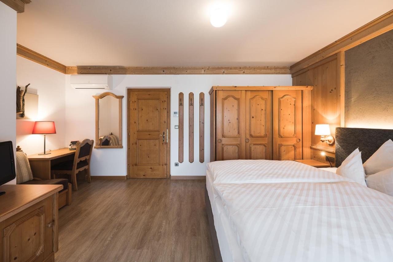 Hotel Alpenhof Tirolo Eksteriør billede