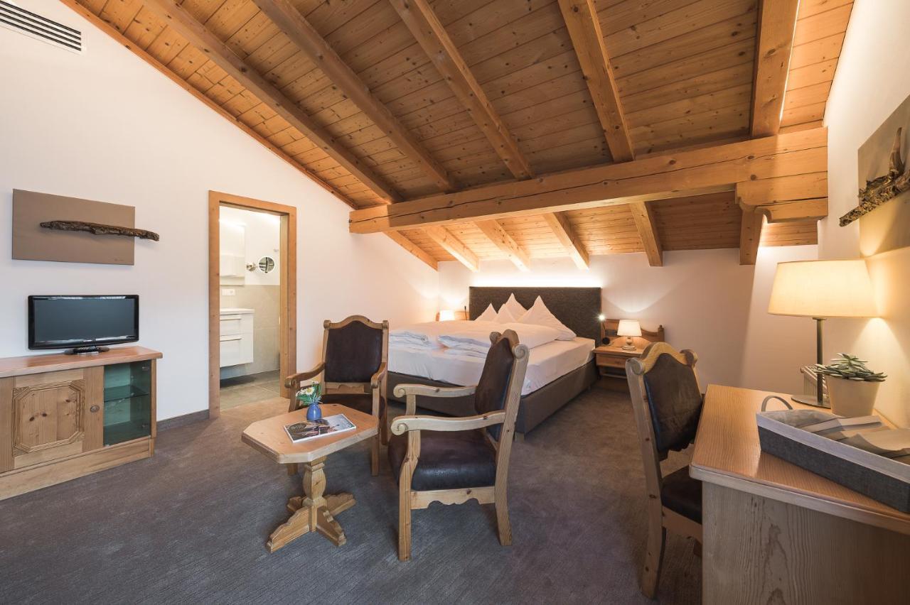 Hotel Alpenhof Tirolo Eksteriør billede
