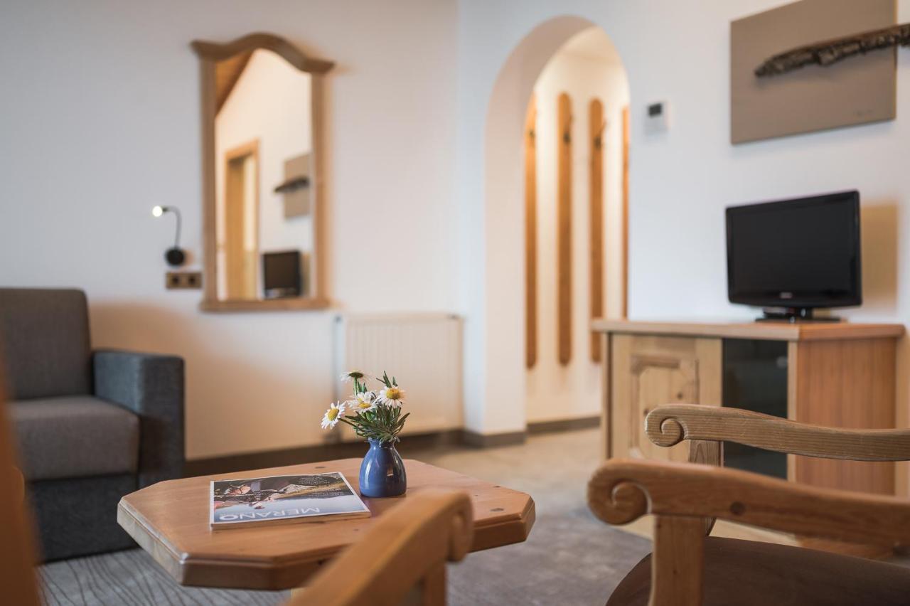 Hotel Alpenhof Tirolo Eksteriør billede